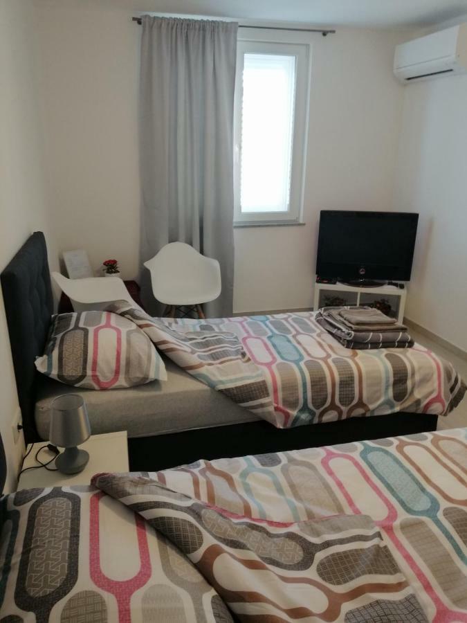 Apartment Mila Pula